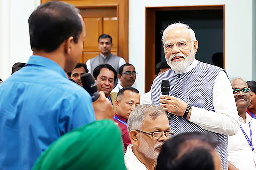 Image of Share Your Stories With PM Modi For 'Mann Ki Baat'
