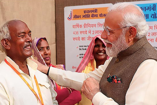 Image of Share Your Inspiring Stories With PM Modi For Mann Ki Baat!