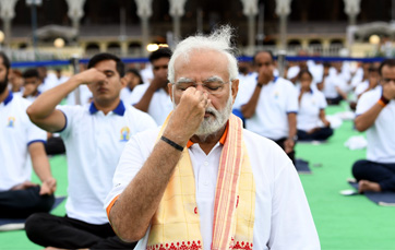 മനുഷ്യരാശിക്കായുള്ള യോഗ