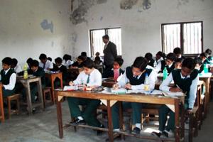 Reforming School Examination Systems